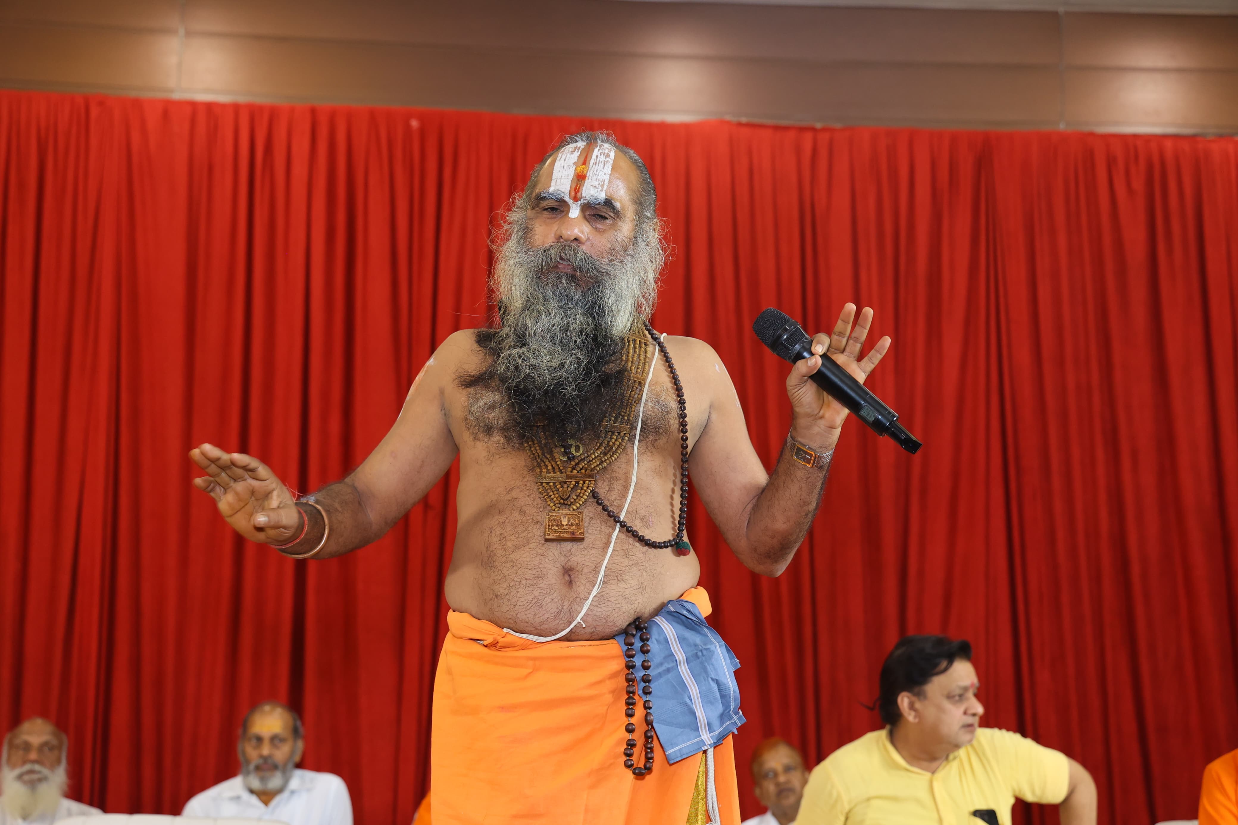 महामंडलेश्वर श्री सुनील शास्त्री जी महाराज